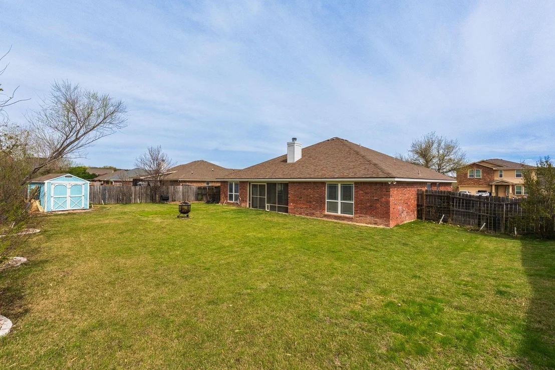 Photo of 1905 Walker Place BLVD