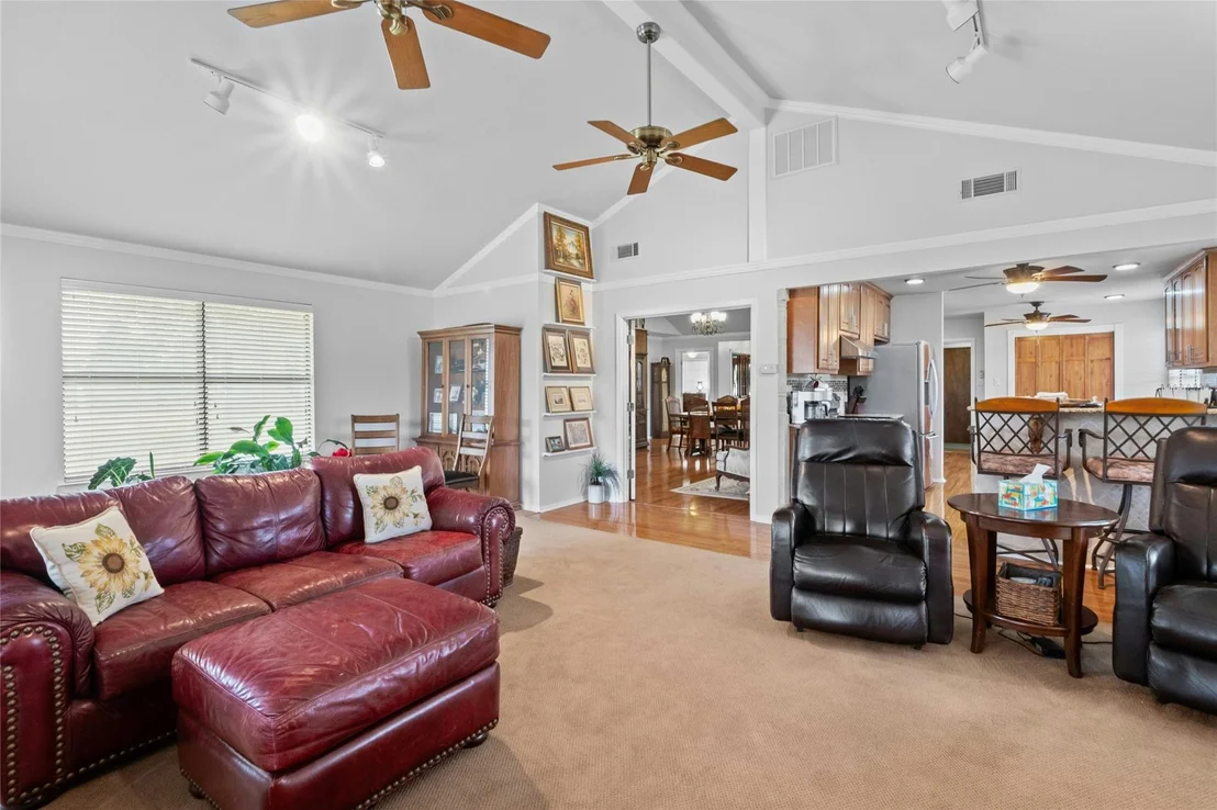 Photo of 1305 Brushy Bend DR
