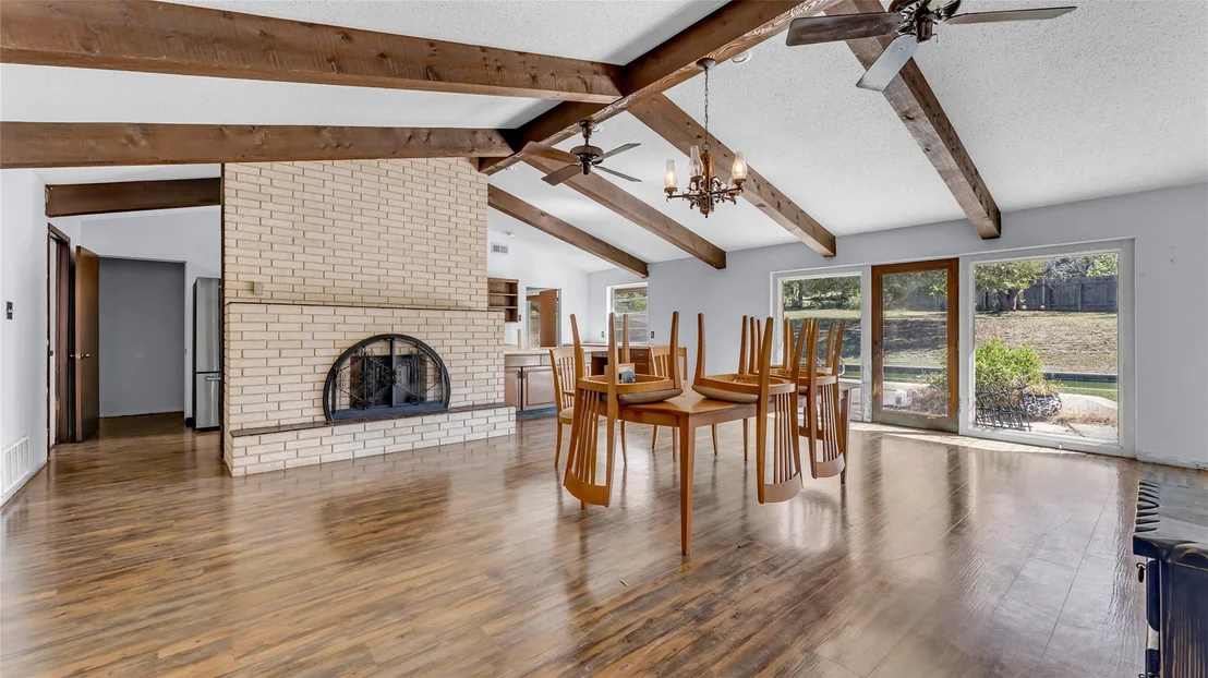 Photo of 313 Geneva LN