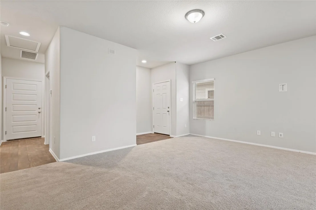 Photo of 129 Tall Grass DR