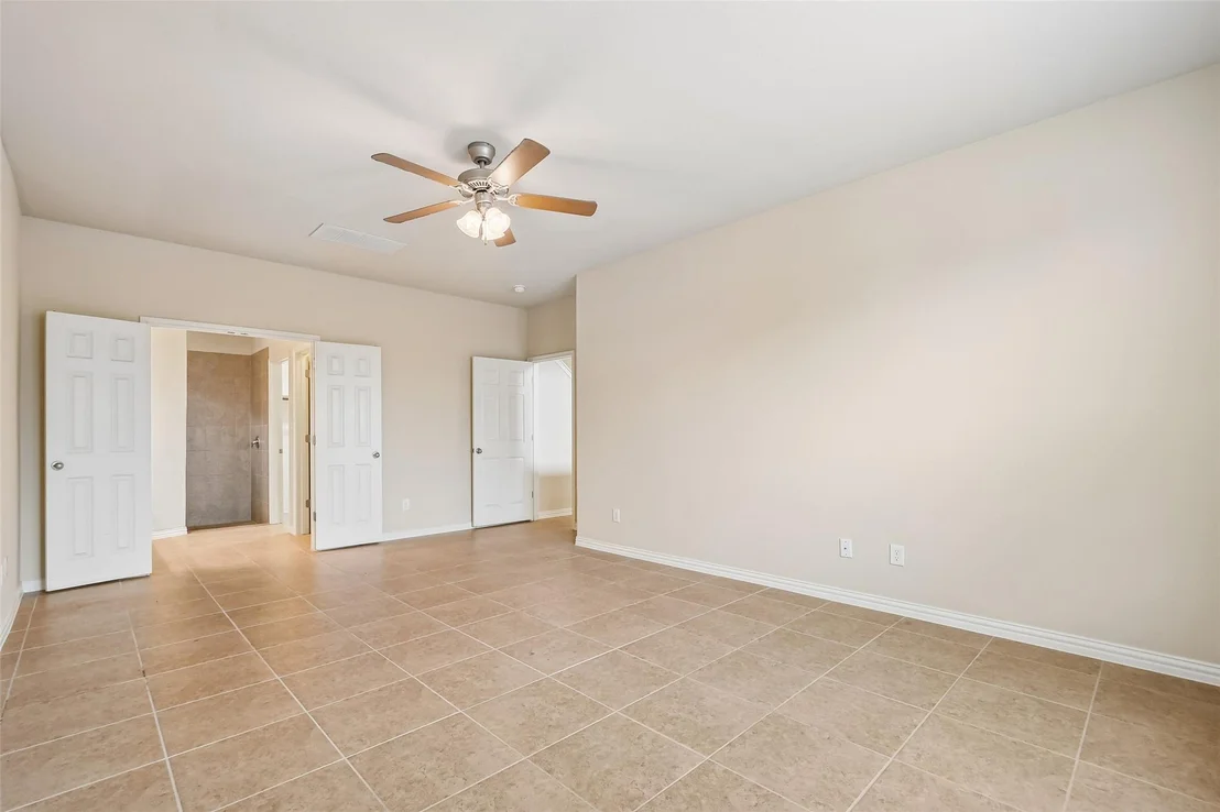 Photo of 8333 Angelo LOOP