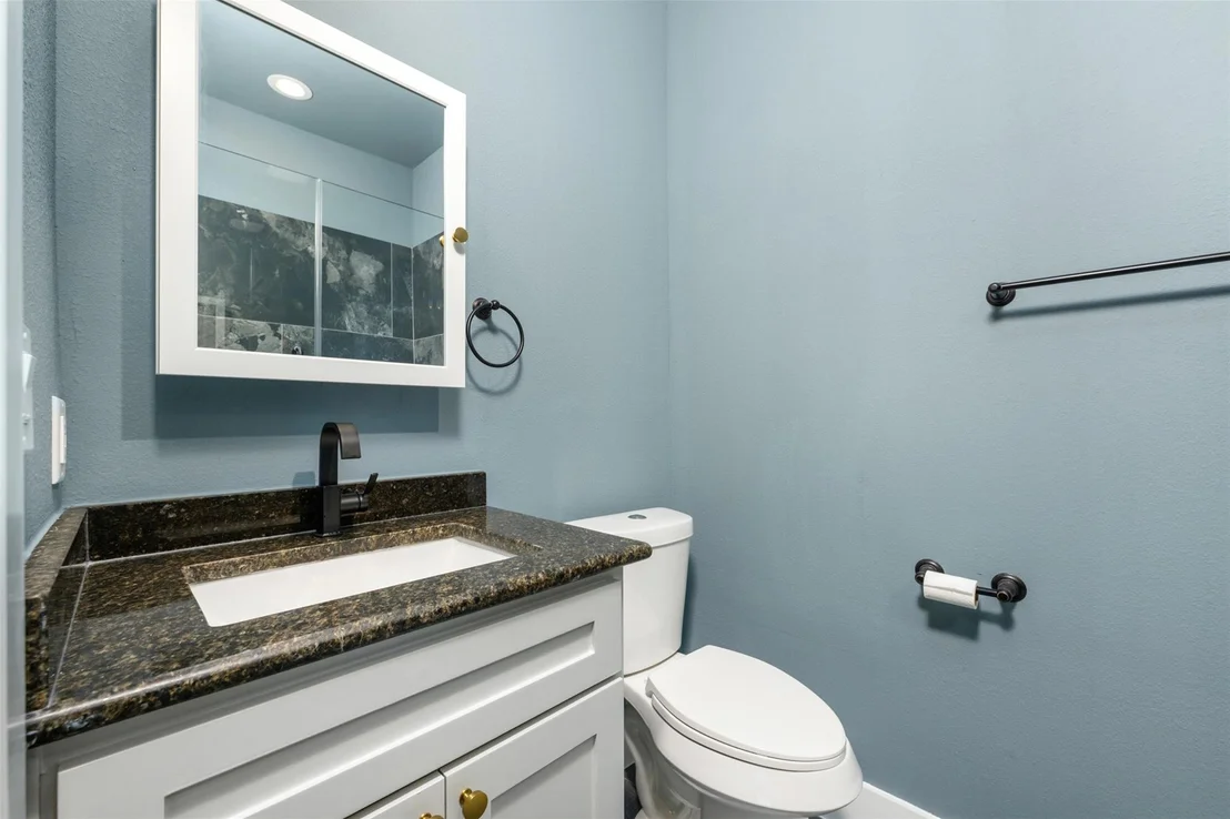 Photo of 1205 W Avenue G