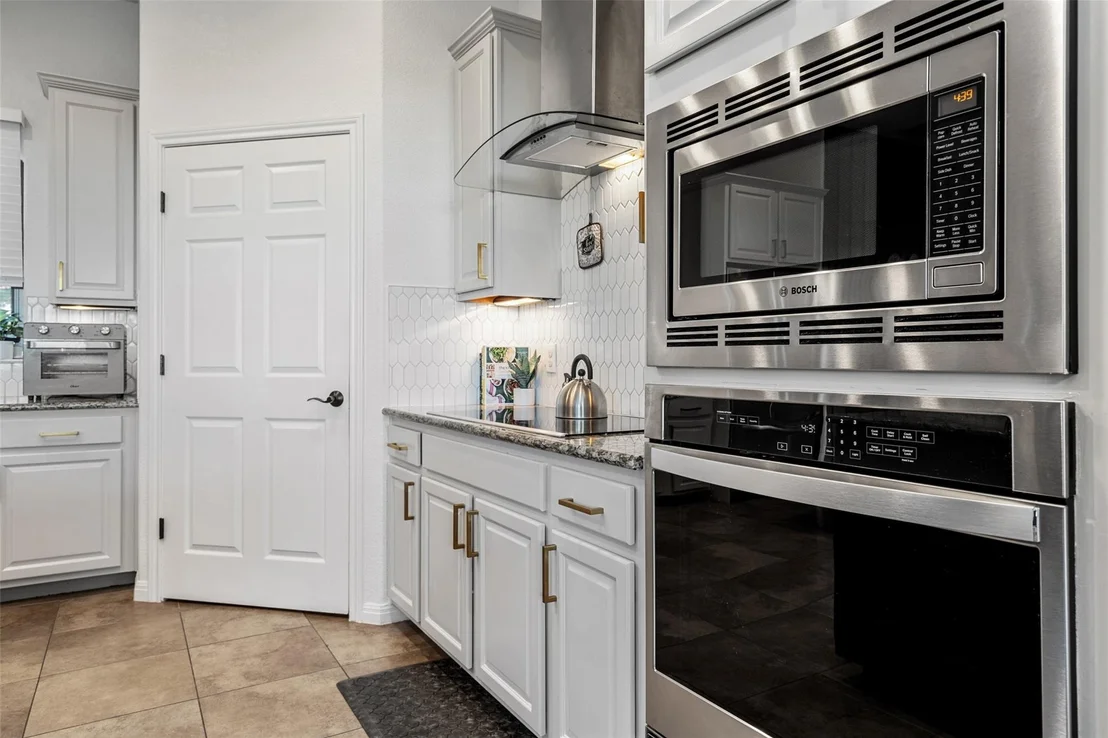 Photo of 20914 High DR