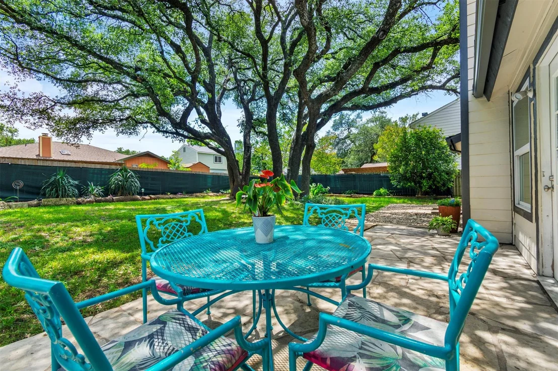 Photo of 1305 Doonesbury DR
