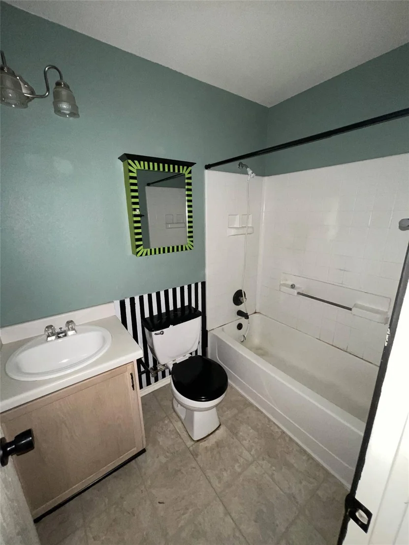 Photo of 110 Brentwood DR