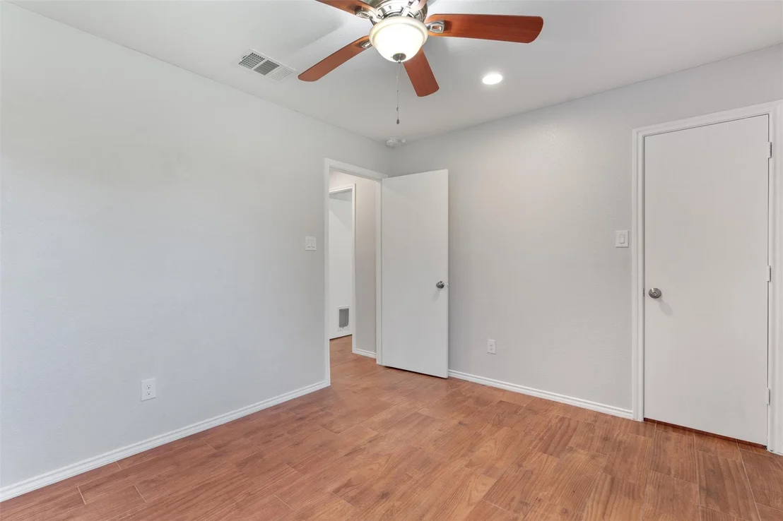 Photo of 620 Lavaca LOOP
