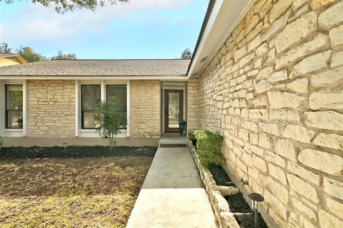 Photo of 4707 Whispering Valley DR