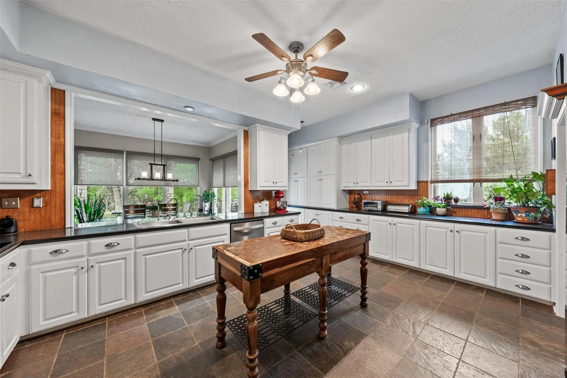 Photo of 6500 Armstrong RD