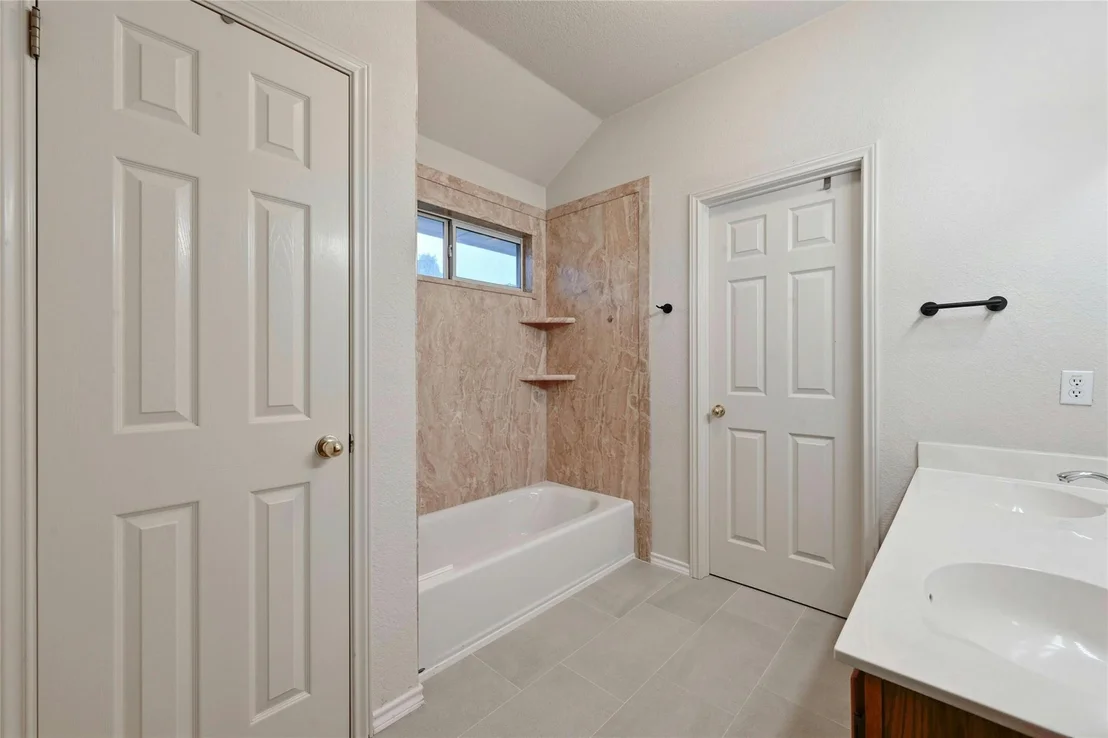 Photo of 8314 Palace PKWY