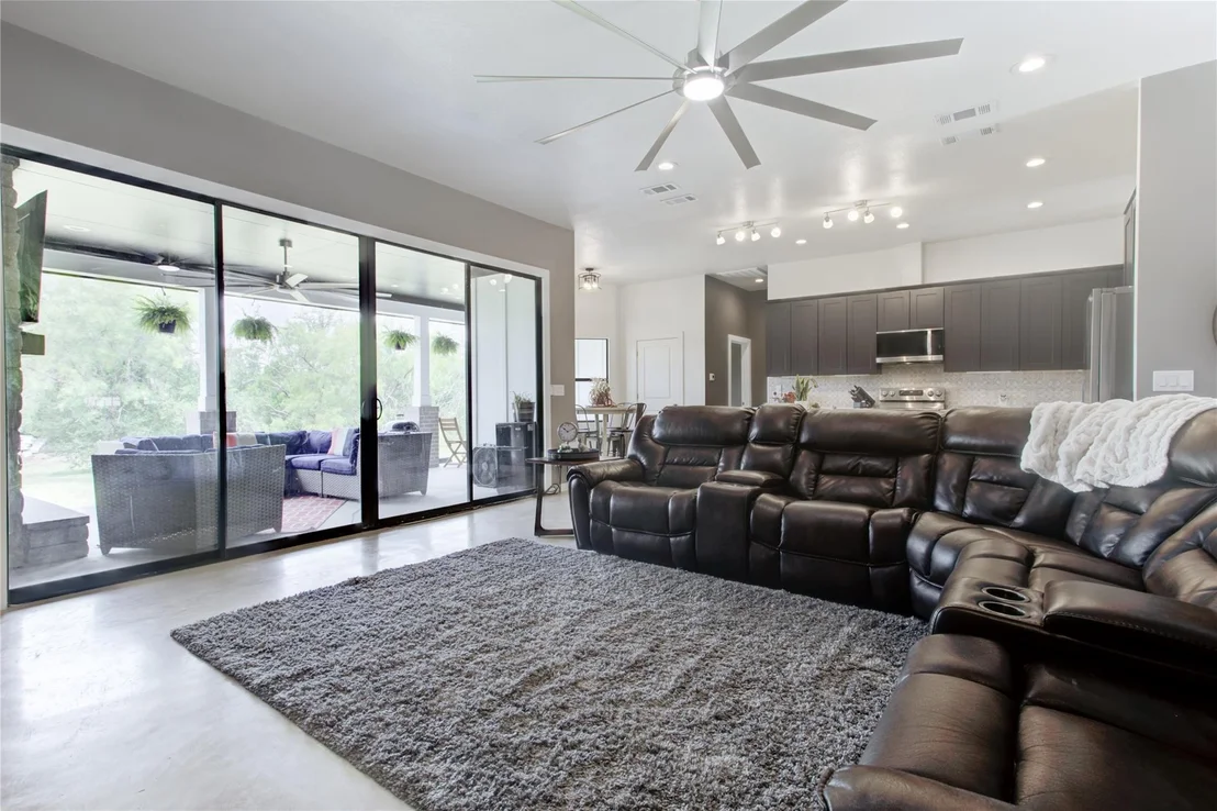 Photo of 1215 Ridge Harbor DR