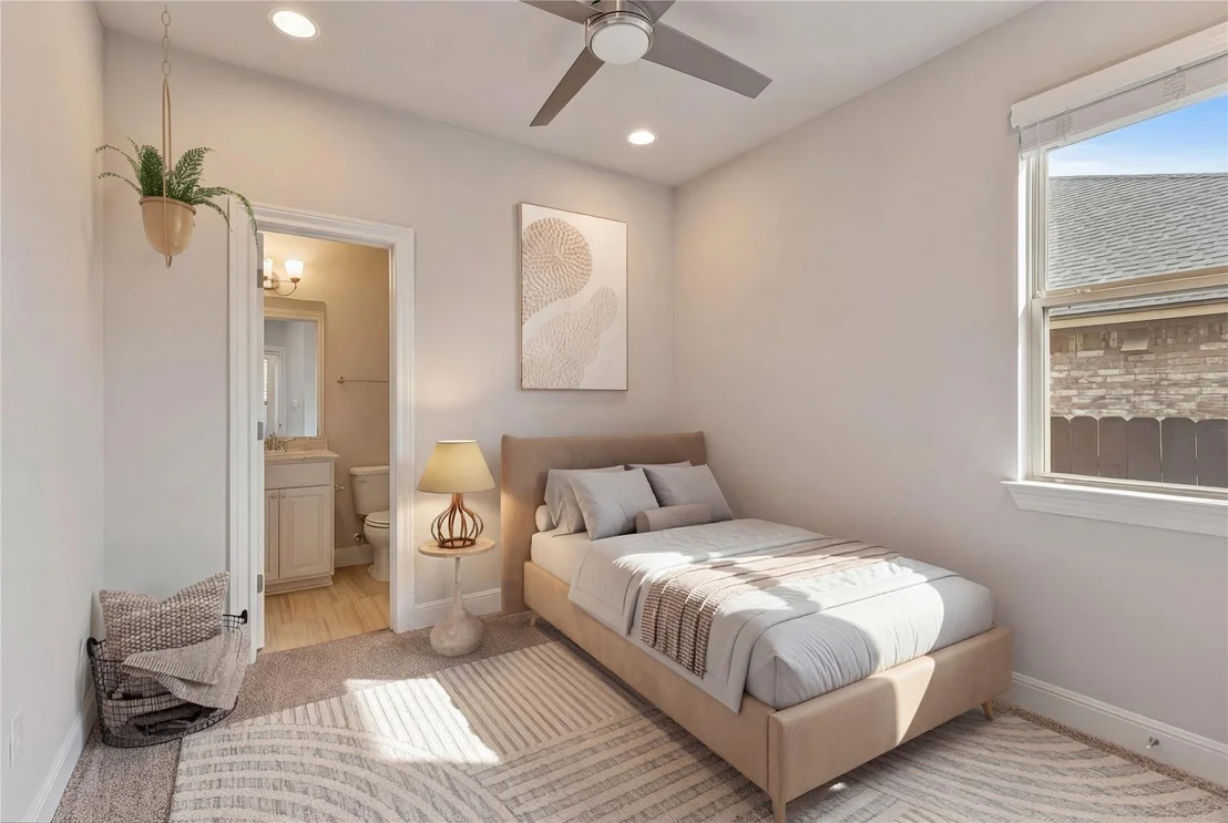 Photo of 3028 Silvergrass CV