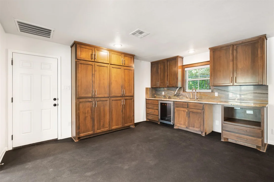 Photo of 4005/4007 El Capitan DR