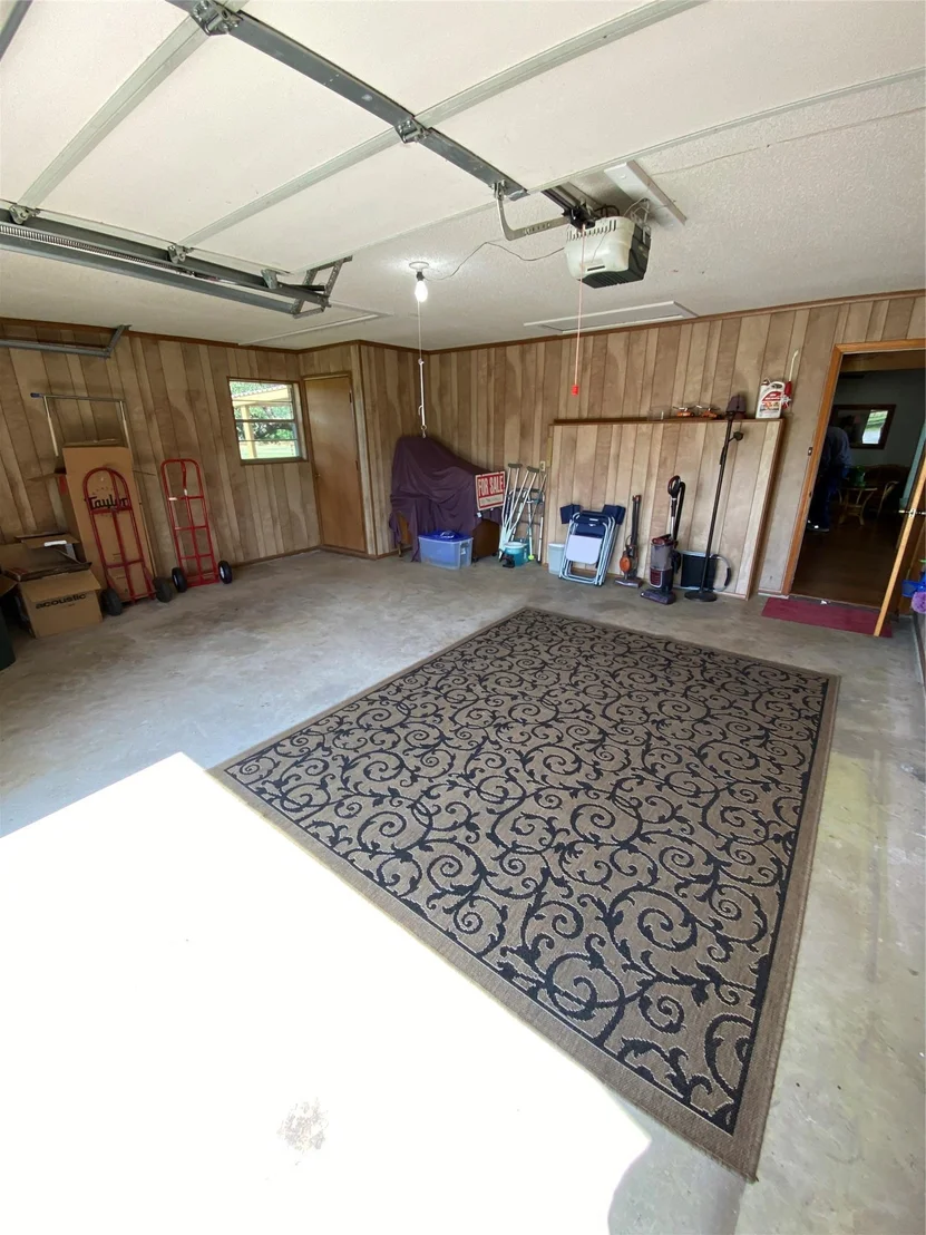 Photo of 140 Oakridge RD