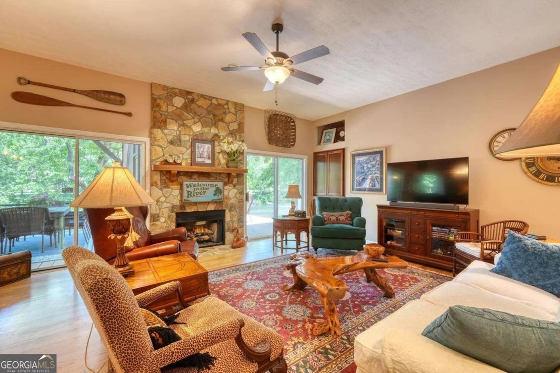 Photo of 198 Riverbend Drive