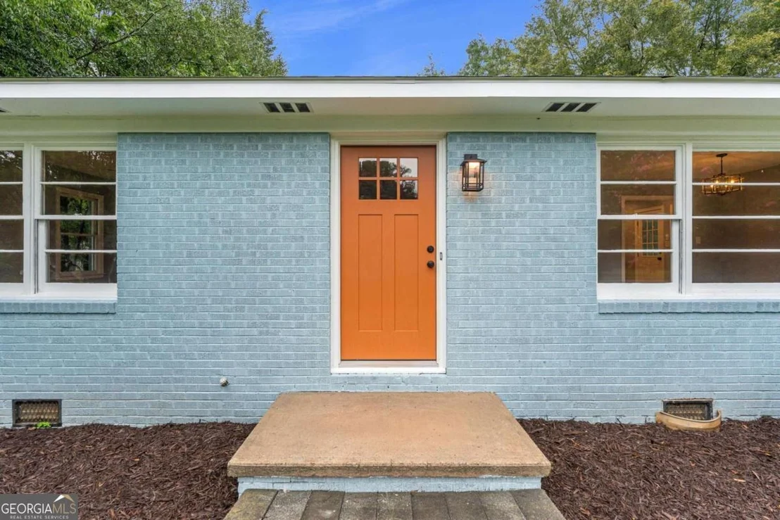 Photo of 140 Northcrest Drive