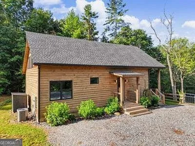 Photo of 60 Oak Forest Circle
