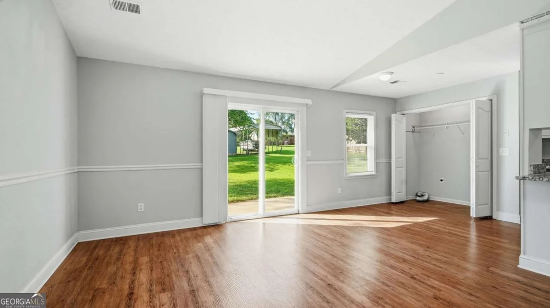 Photo of 248 Helen Drive NW