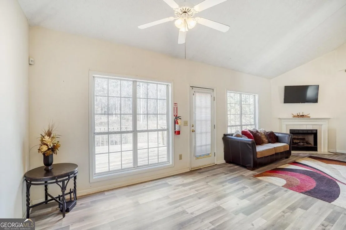 Photo of 13 Manor Oak Drive