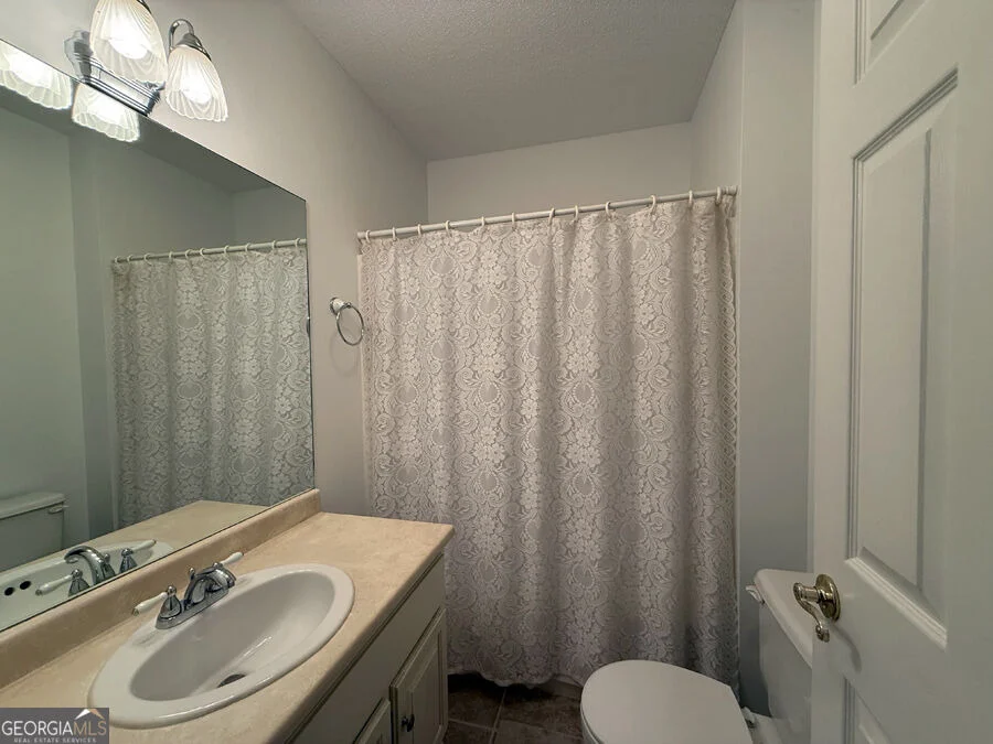 Photo of 120 Warpaint Lane