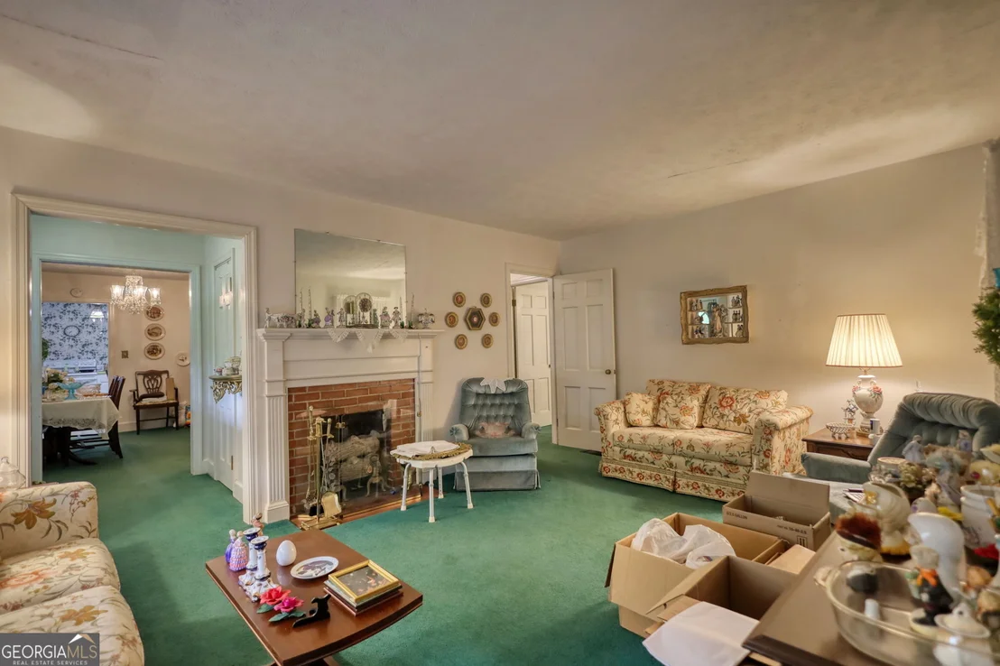 Photo of 982 Highland Circle SE