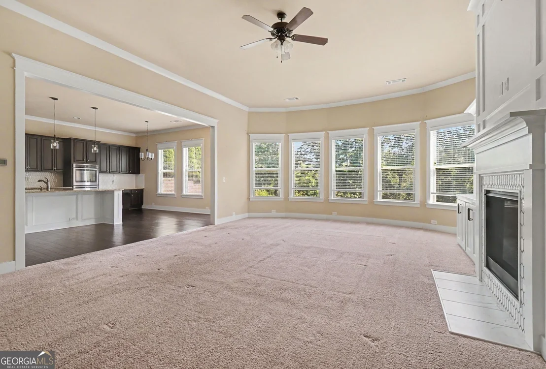 Photo of 411 Ridgeway Lane