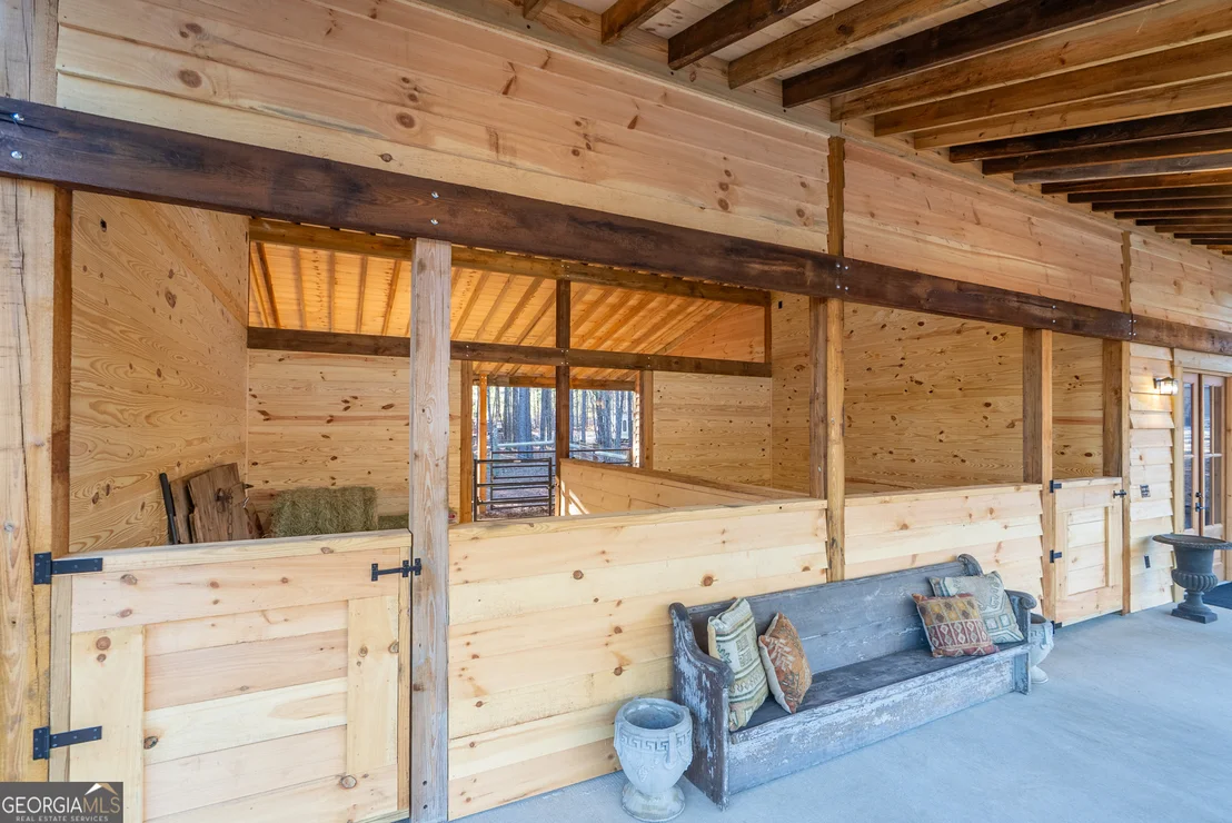 Photo of 1271 Plainview Road