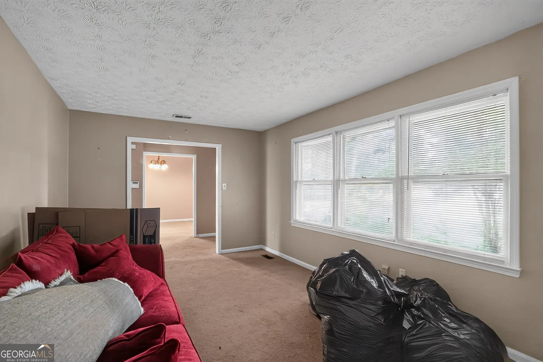 Photo of 2336 Carnes Road