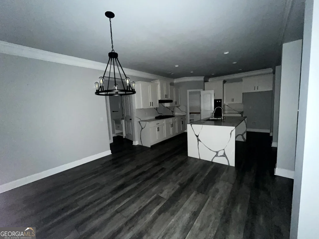 Photo of 2060 Marlborough Drive