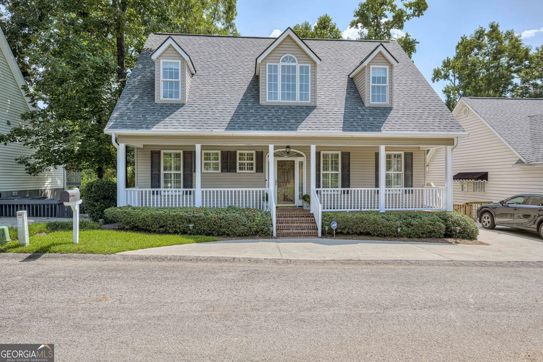 Photo of 225 Water Oak Drive