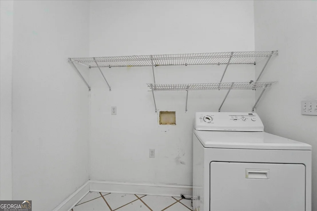 Photo of 1047 Juniper Lane