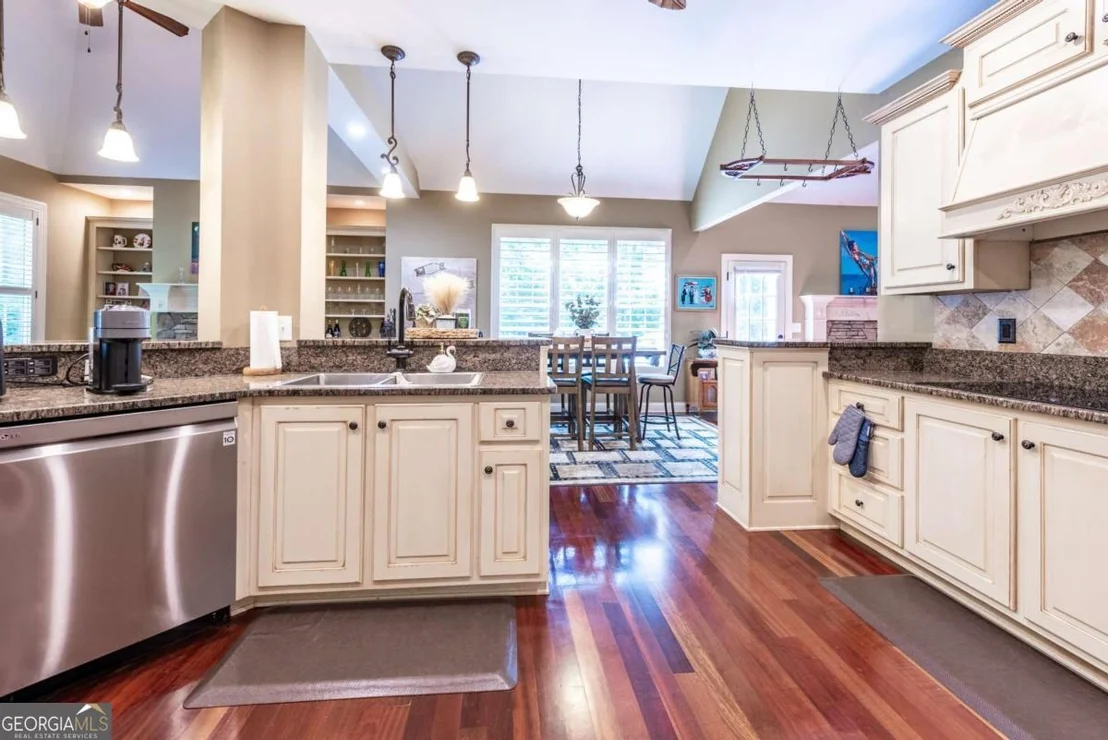 Photo of 80 White Tail Ridge Road