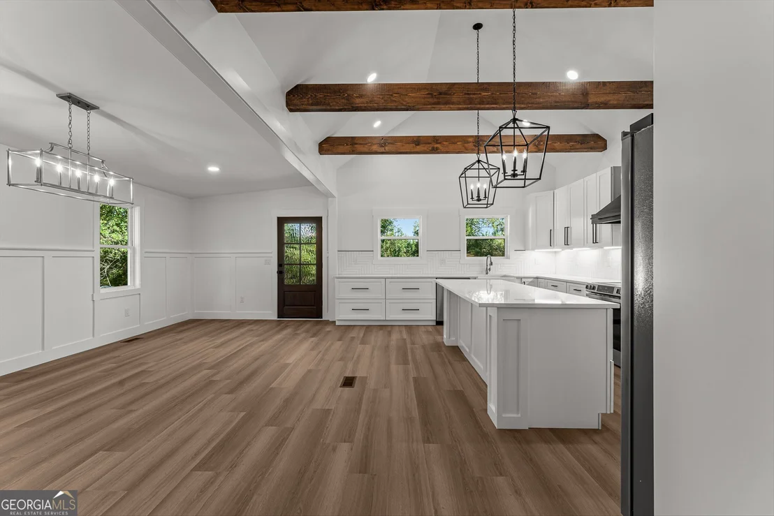 Photo of 3288 W US-280