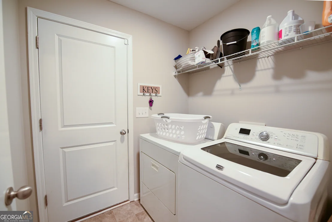 Photo of 4668 Gordon Road