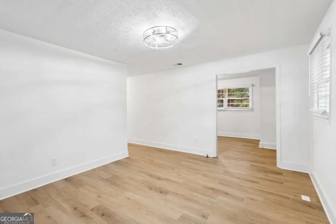Photo of 210 Douglas Street