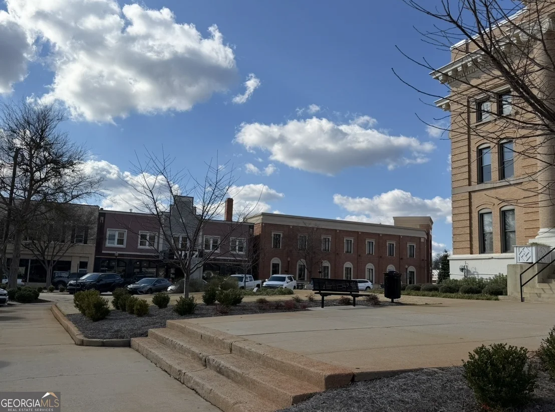 Photo of 40 Edgewood Avenue