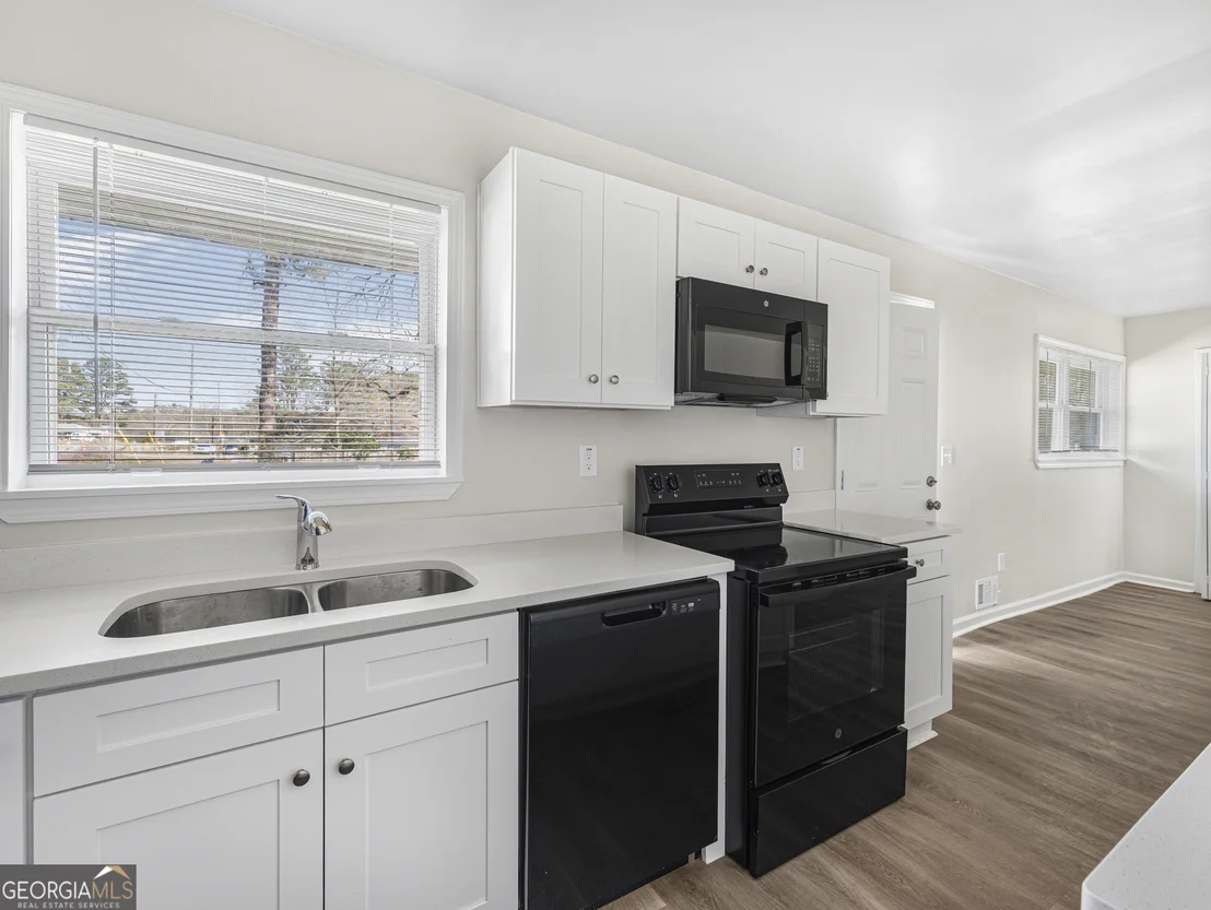 Photo of 7288 Howard Circle