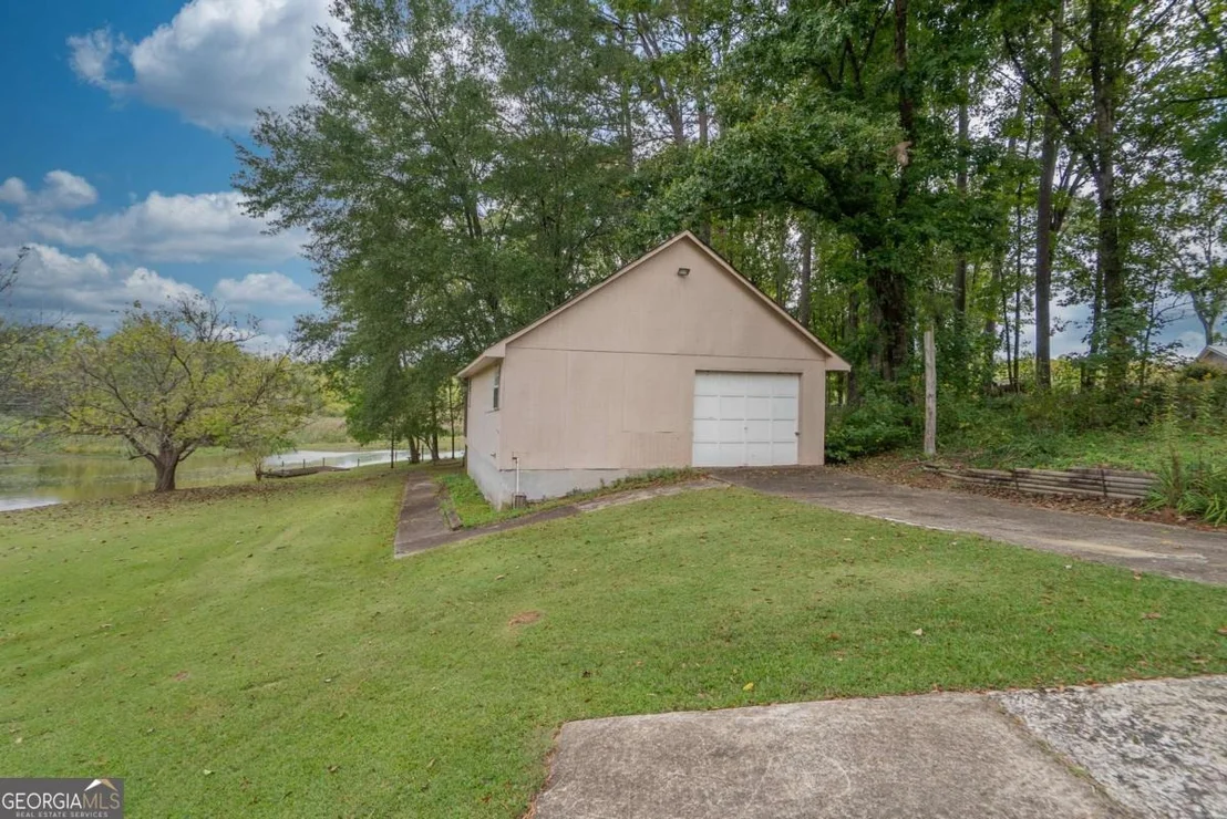 Photo of 1180 Green Briar Drive