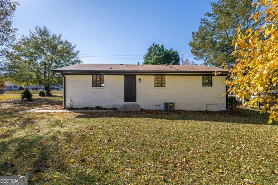 Photo of 511 Lee Byrd Road