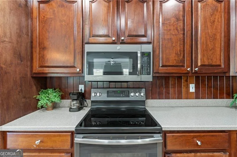 Photo of 175 Tom Jones Road