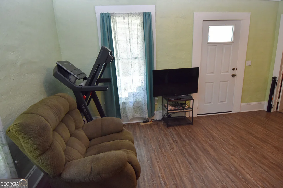 Photo of 115 Lamar Street