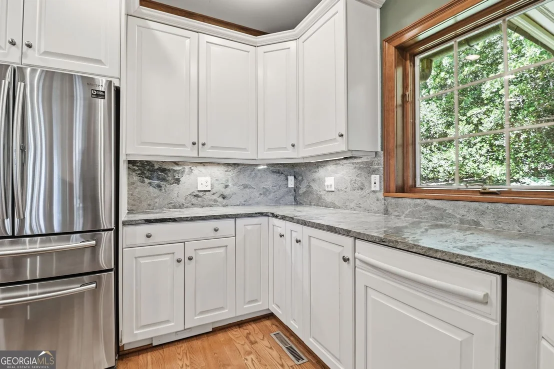Photo of 560 Shetland Trace