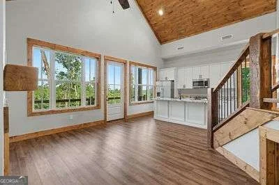 Photo of 60 Oak Forest Circle