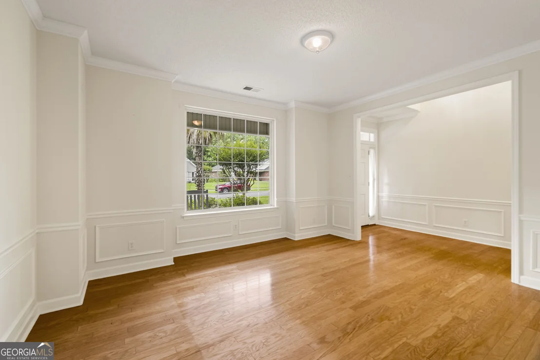 Photo of 205 Meadowlark Circle