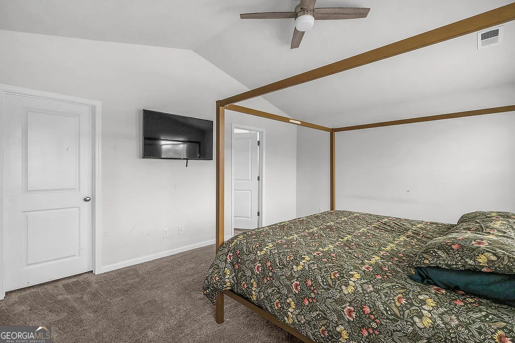 Photo of 231 Caroline Way