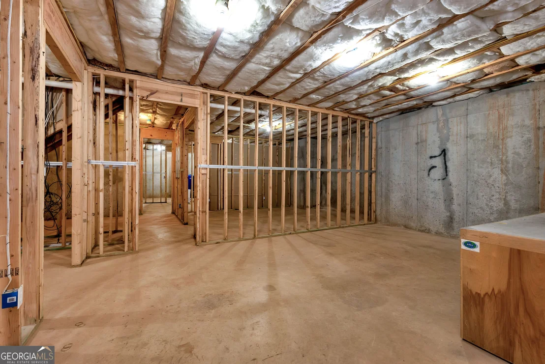 Photo of 817 Bluejay Way