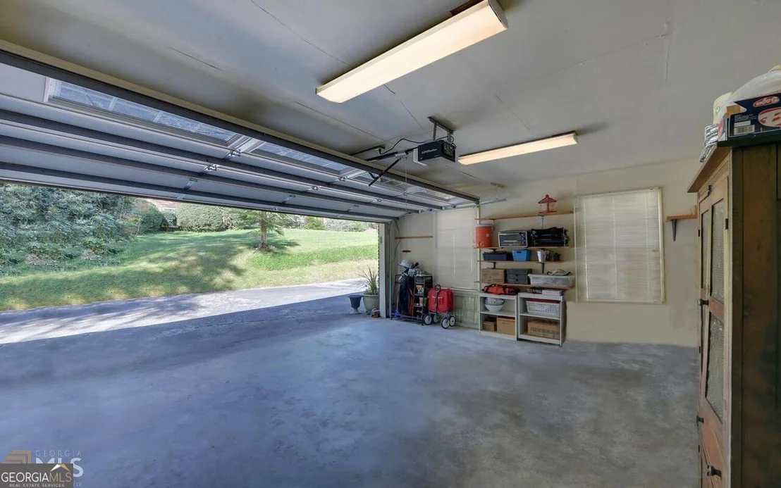 Photo of 84 Oak Creek Circle