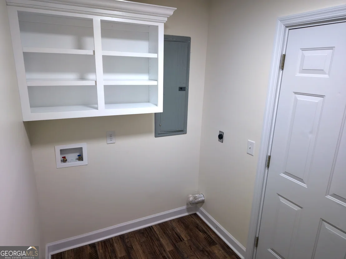 Photo of 3848 Hatch Parkway N