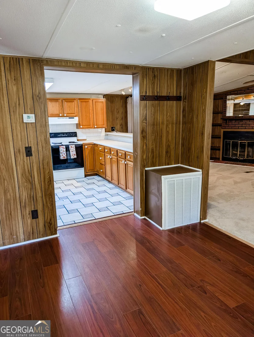 Photo of 3300 Hamlin Road