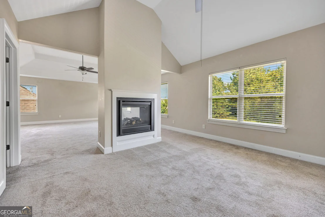 Photo of 910 Southfork Drive