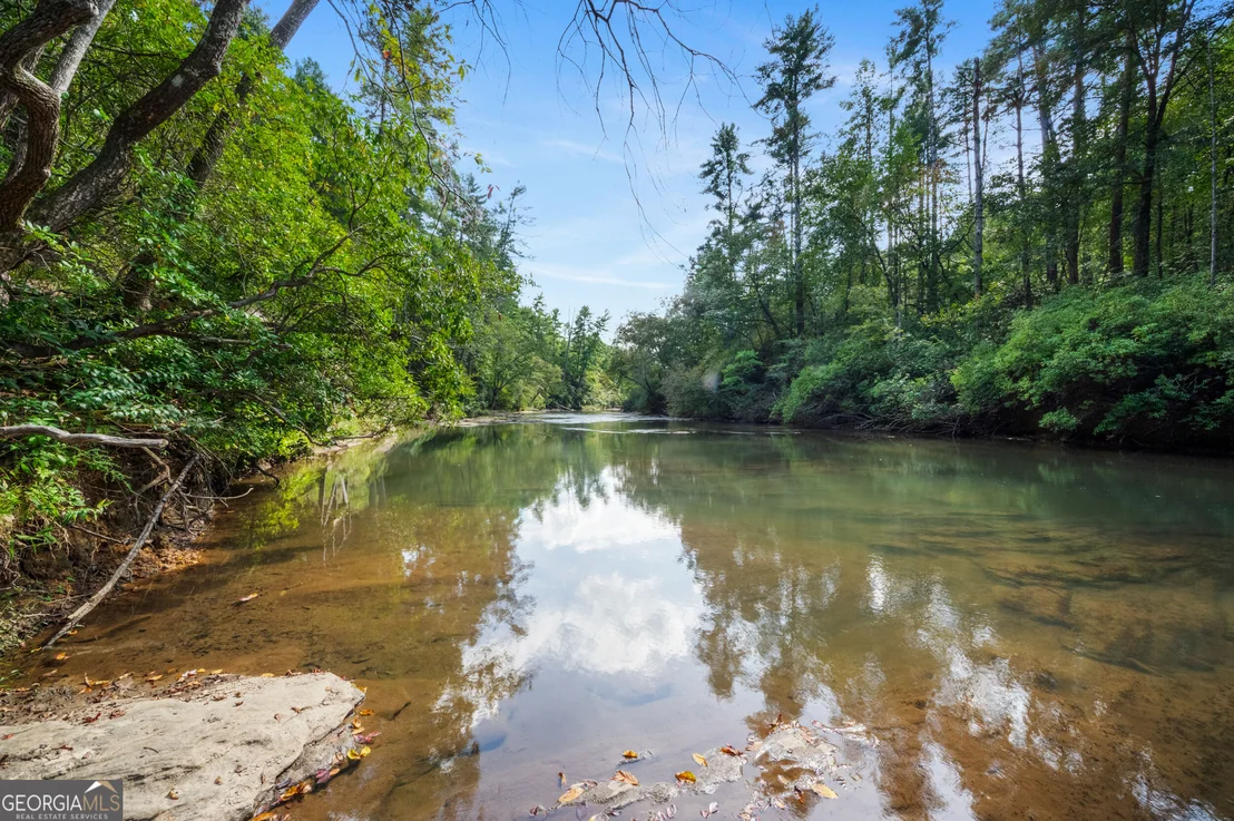 Photo of 505 River Ridge Road